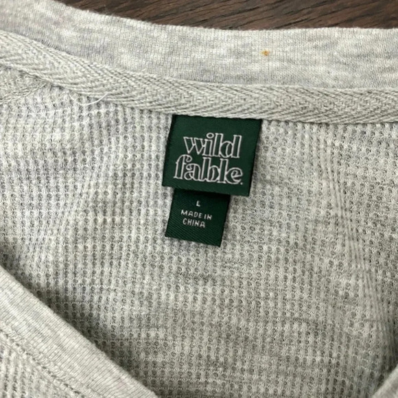 PAC Sun Me to We crop and Wild Fable Crop 2 pc junior top lot - Picture 3 of 8